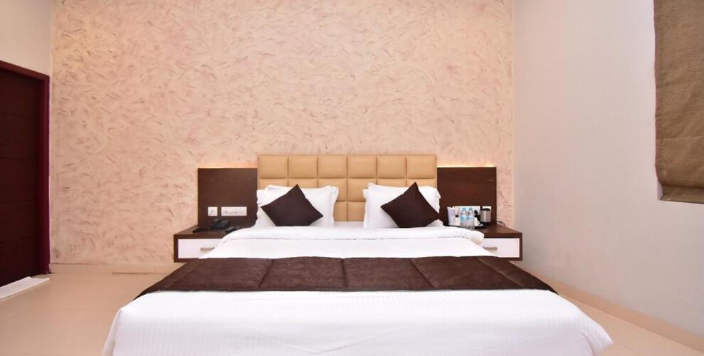 Hotel Le Sapphire 술탄 바테리 외부 사진