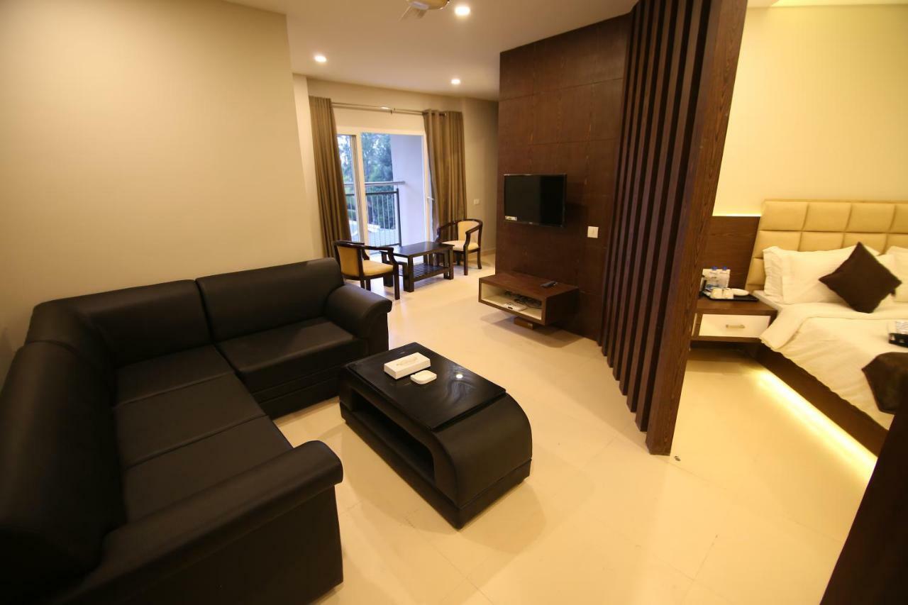 Hotel Le Sapphire 술탄 바테리 외부 사진